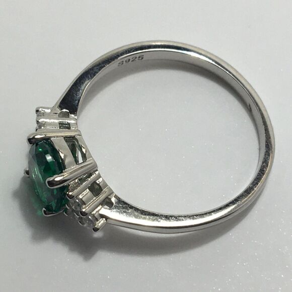 Sterling Silver Ring 925 Cubic Zirconia Size 7 Emerald Green & Clear CZ - Picture 12 of 13